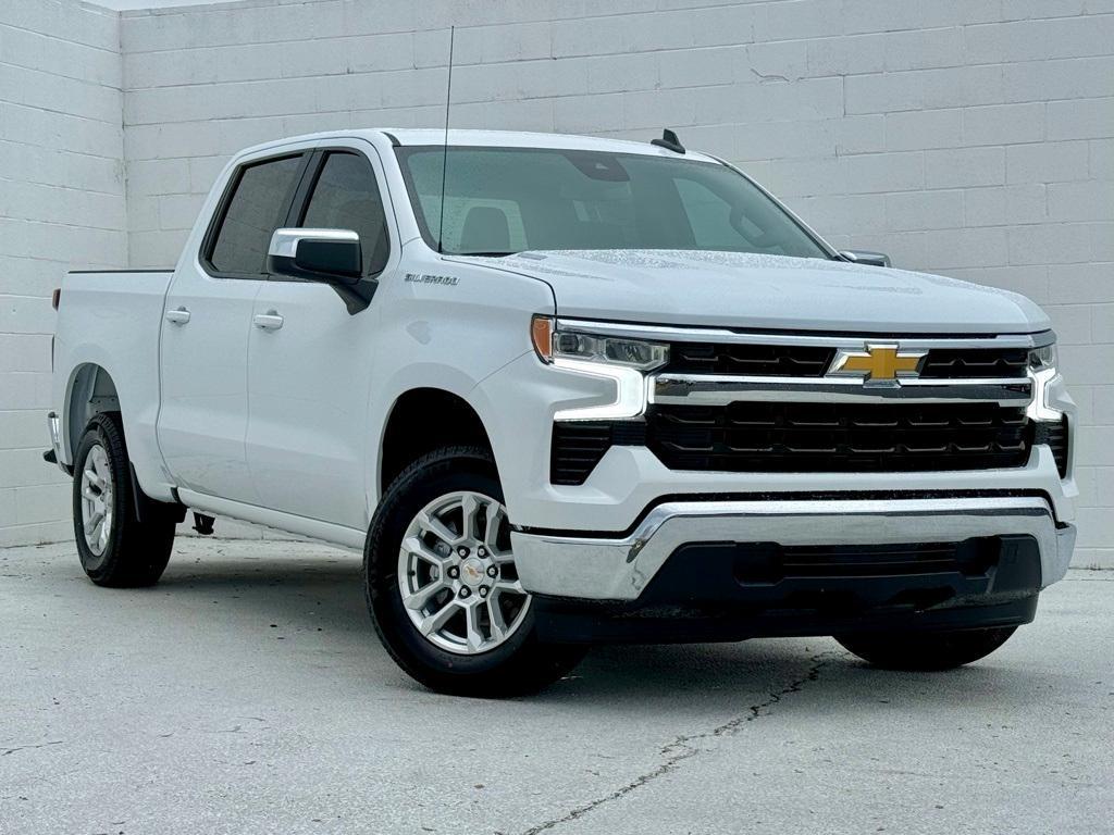 new 2025 Chevrolet Silverado 1500 car, priced at $45,675