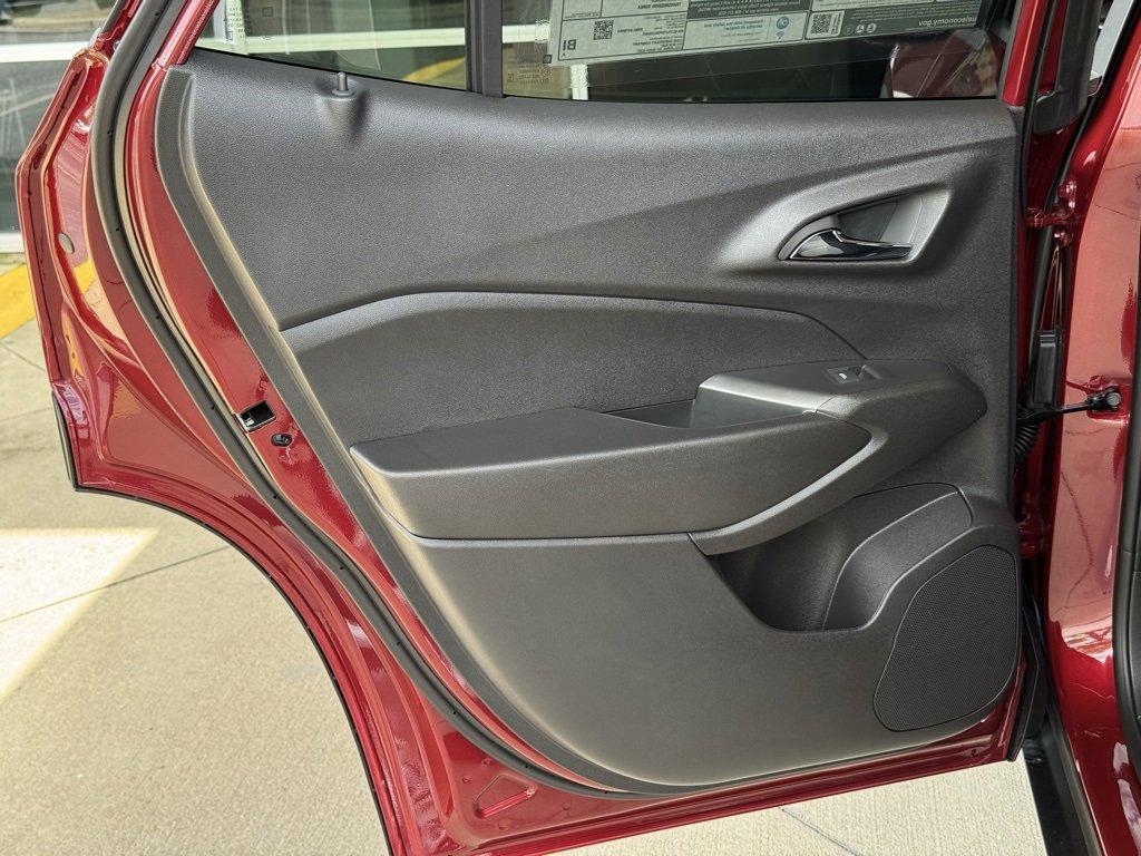 new 2025 Chevrolet Trax car, priced at $23,285