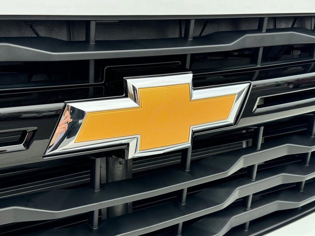 new 2025 Chevrolet Silverado 2500 car, priced at $53,698