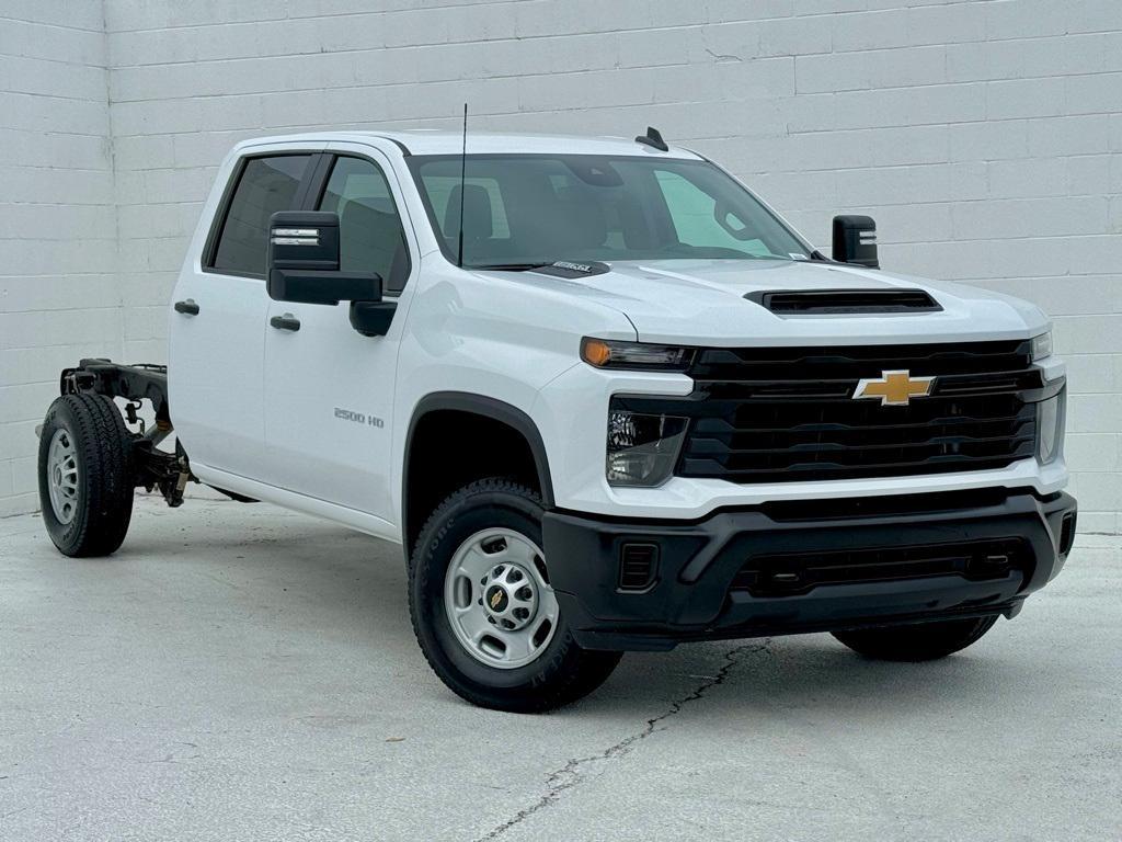 new 2025 Chevrolet Silverado 2500 car, priced at $53,698