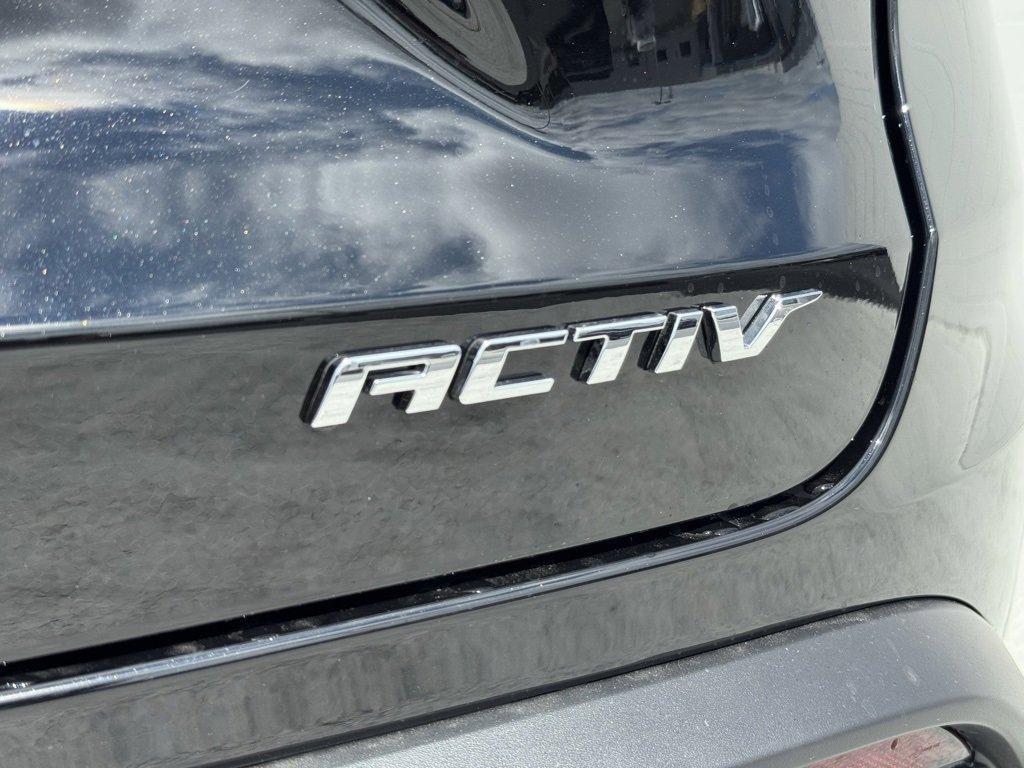 new 2025 Chevrolet Trax car, priced at $27,850