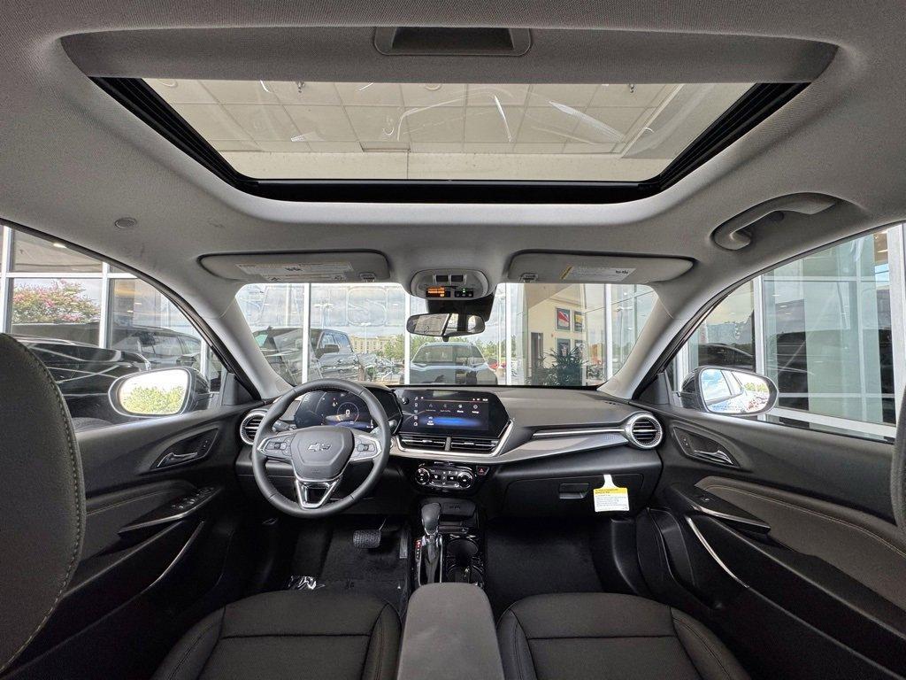 new 2025 Chevrolet Trax car, priced at $27,850