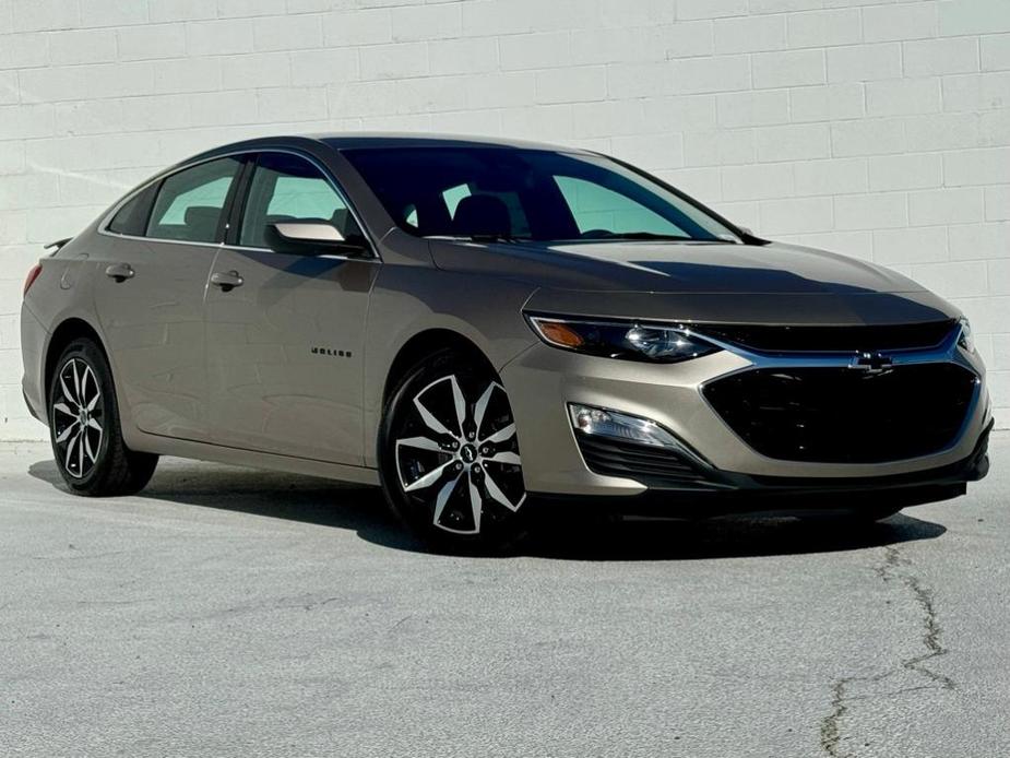 new 2025 Chevrolet Malibu car, priced at $28,245