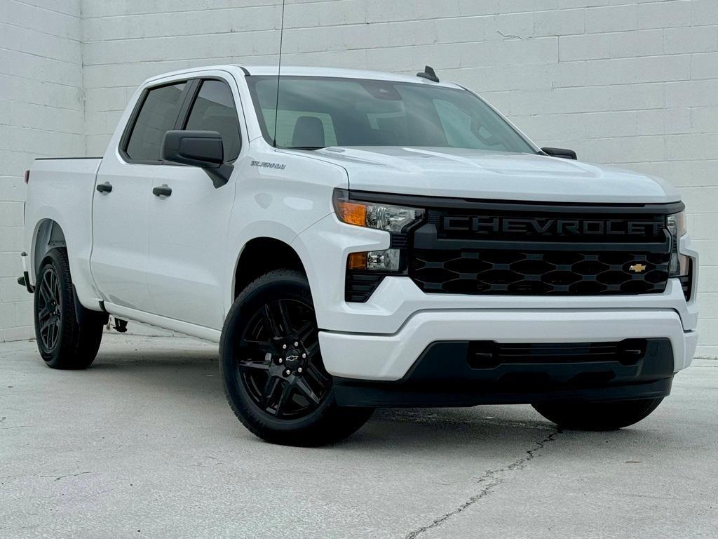 new 2025 Chevrolet Silverado 1500 car, priced at $43,075