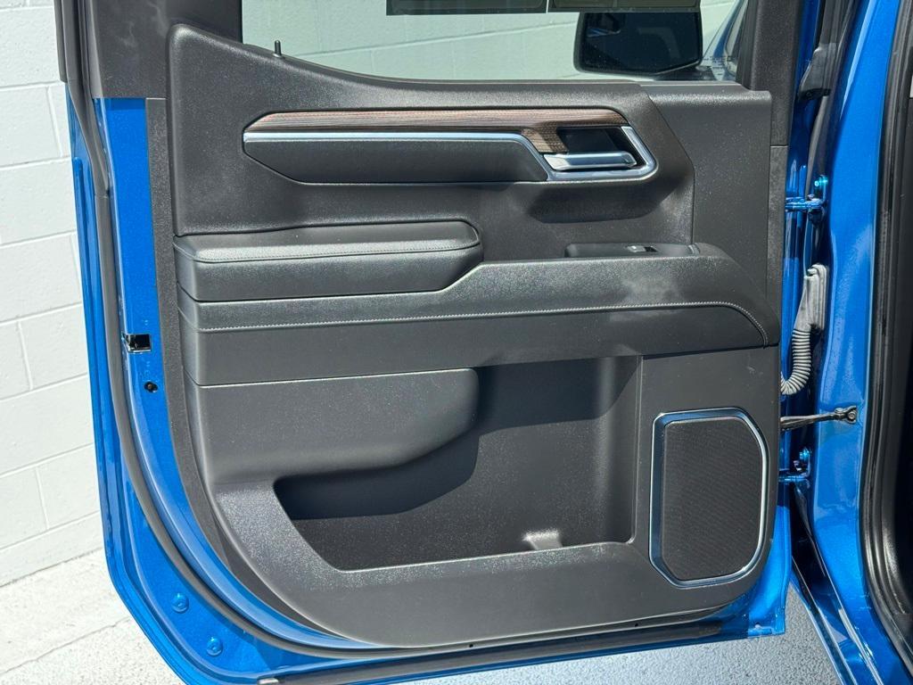 used 2024 Chevrolet Silverado 1500 car, priced at $40,472