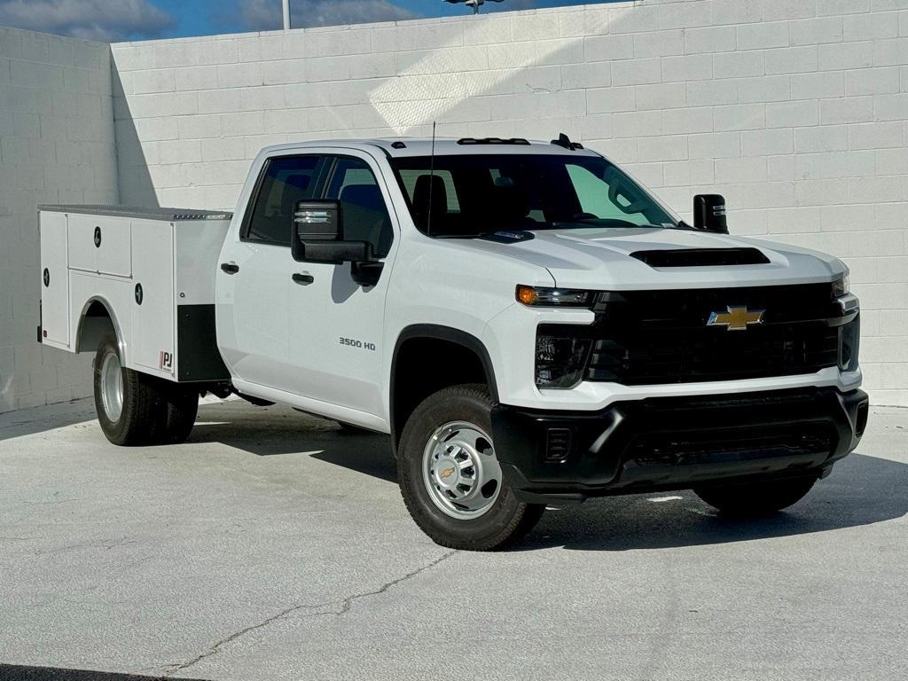 new 2025 Chevrolet Silverado 3500 car, priced at $82,333