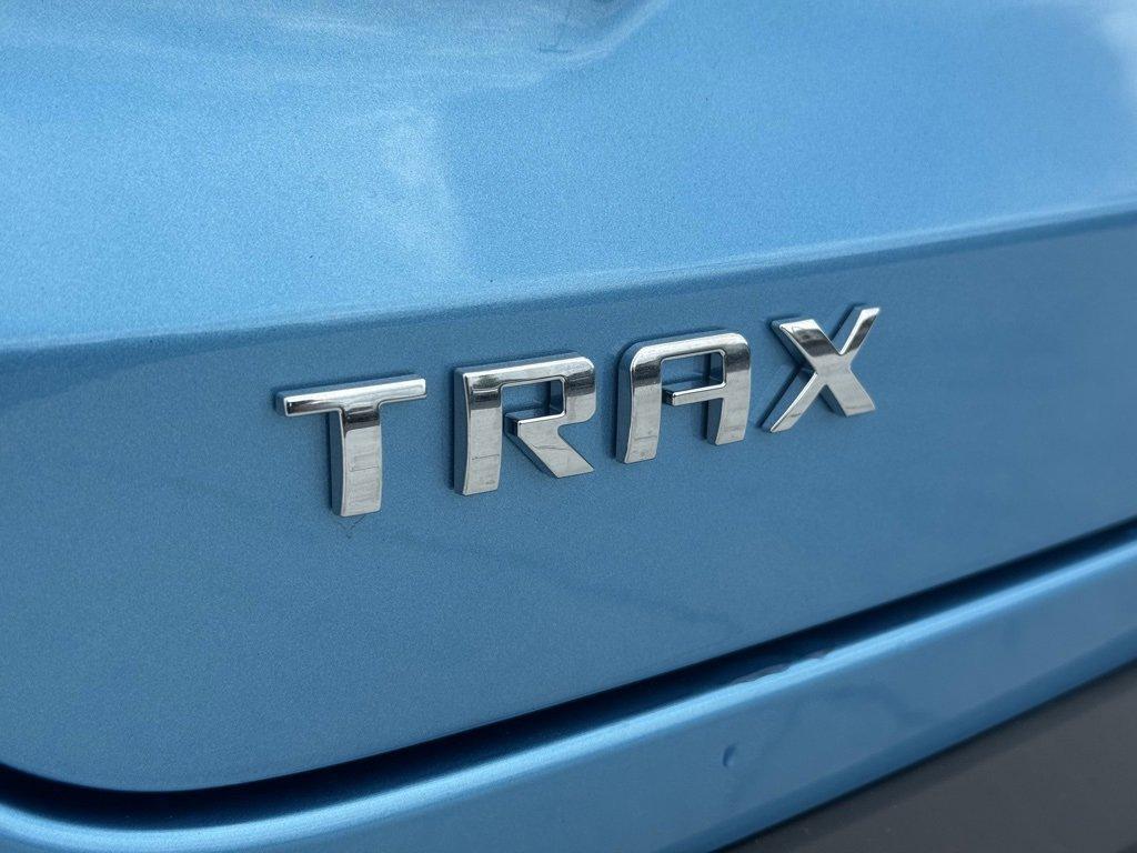 new 2025 Chevrolet Trax car, priced at $26,555
