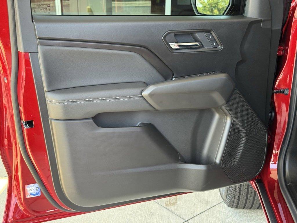 new 2025 Chevrolet Colorado car, priced at $38,850