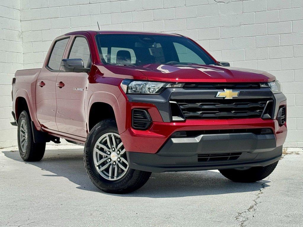 new 2025 Chevrolet Colorado car, priced at $38,850