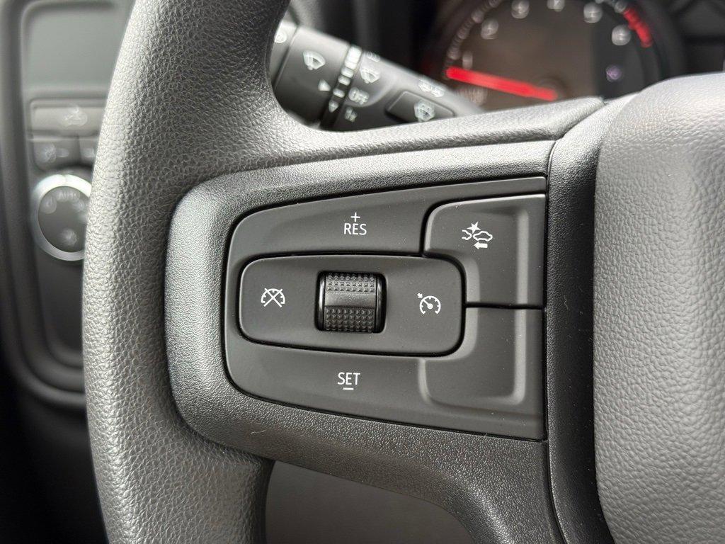 new 2025 Chevrolet Silverado 1500 car, priced at $38,256
