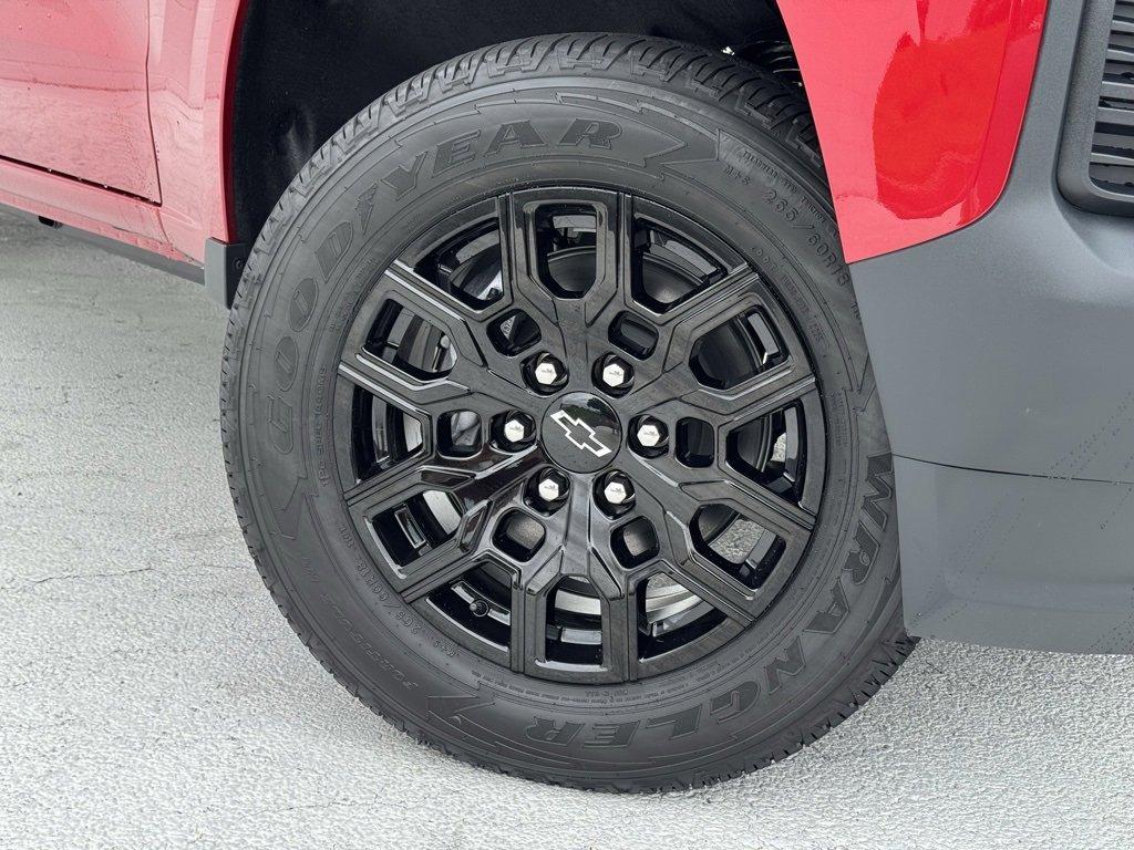 new 2026 Chevrolet Colorado car, priced at $33,495