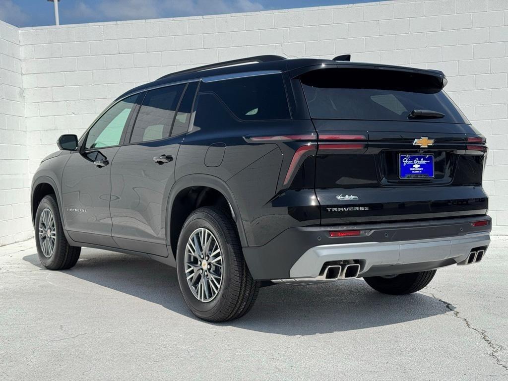 new 2025 Chevrolet Traverse car, priced at $42,945
