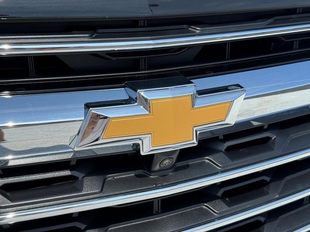 new 2025 Chevrolet Traverse car, priced at $42,945