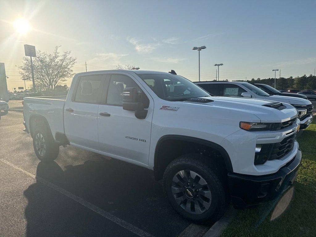 new 2025 Chevrolet Silverado 2500 car, priced at $55,075