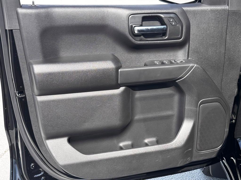 new 2025 Chevrolet Silverado 1500 car, priced at $42,845