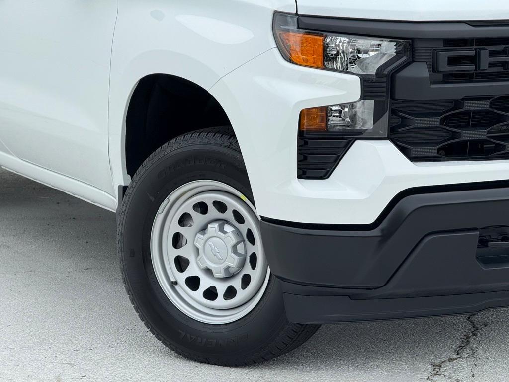 new 2025 Chevrolet Silverado 1500 car, priced at $35,560