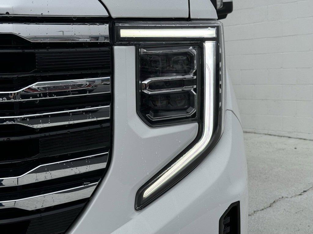 used 2024 GMC Sierra 1500 car, priced at $42,998