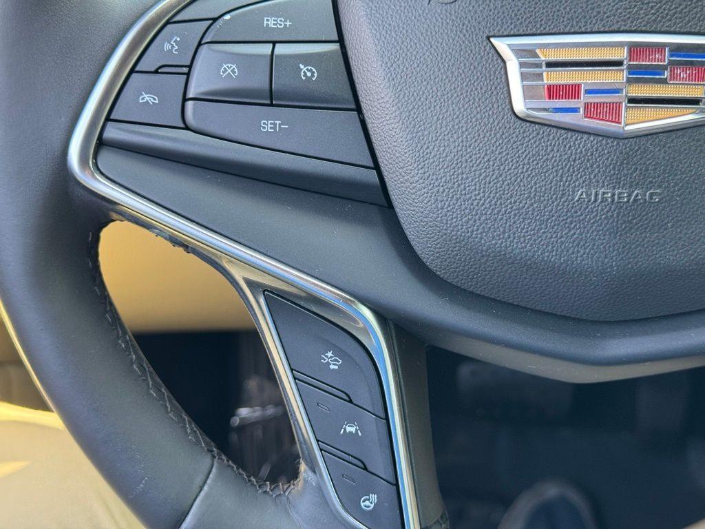 used 2018 Cadillac XT5 car, priced at $17,660
