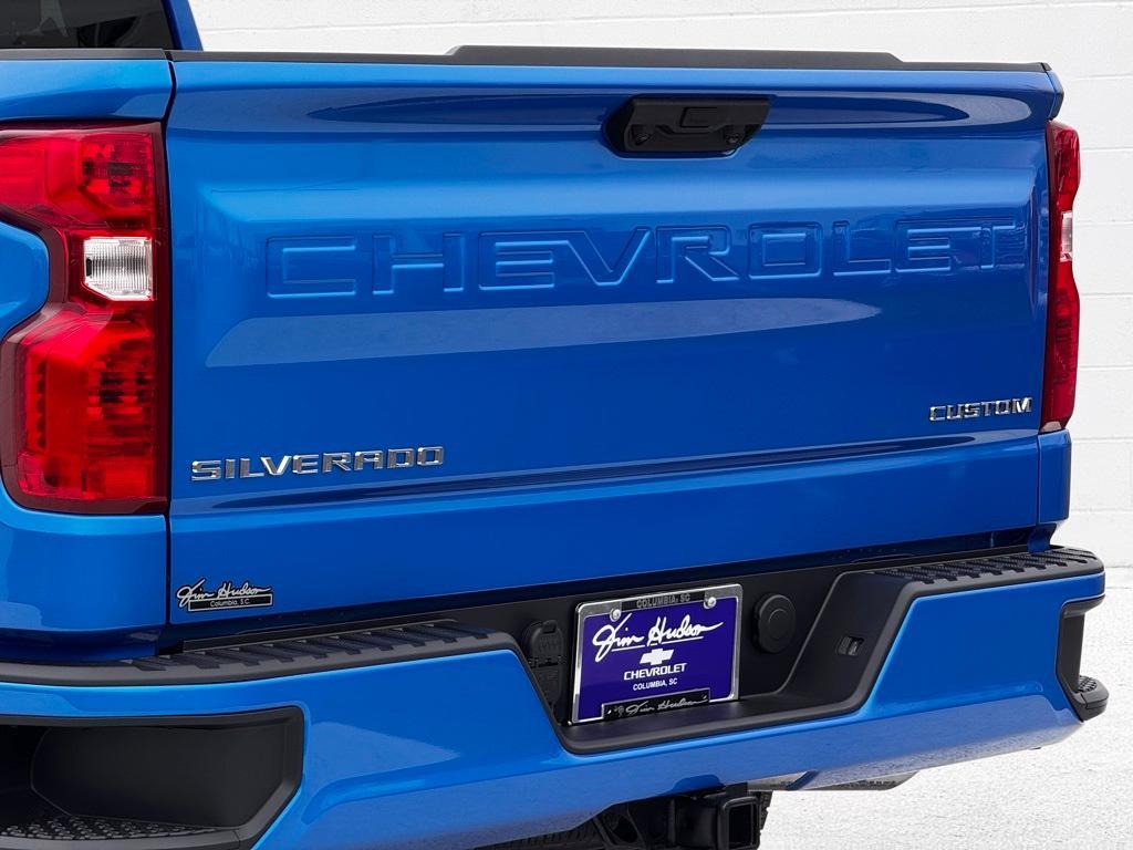 new 2025 Chevrolet Silverado 1500 car, priced at $43,240