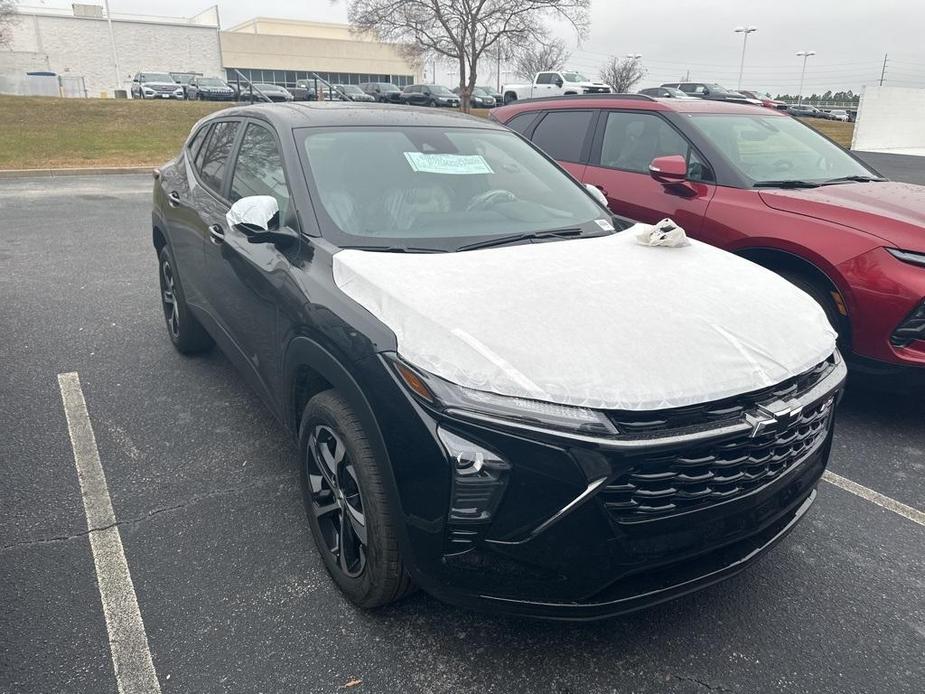 new 2025 Chevrolet Trax car, priced at $24,585