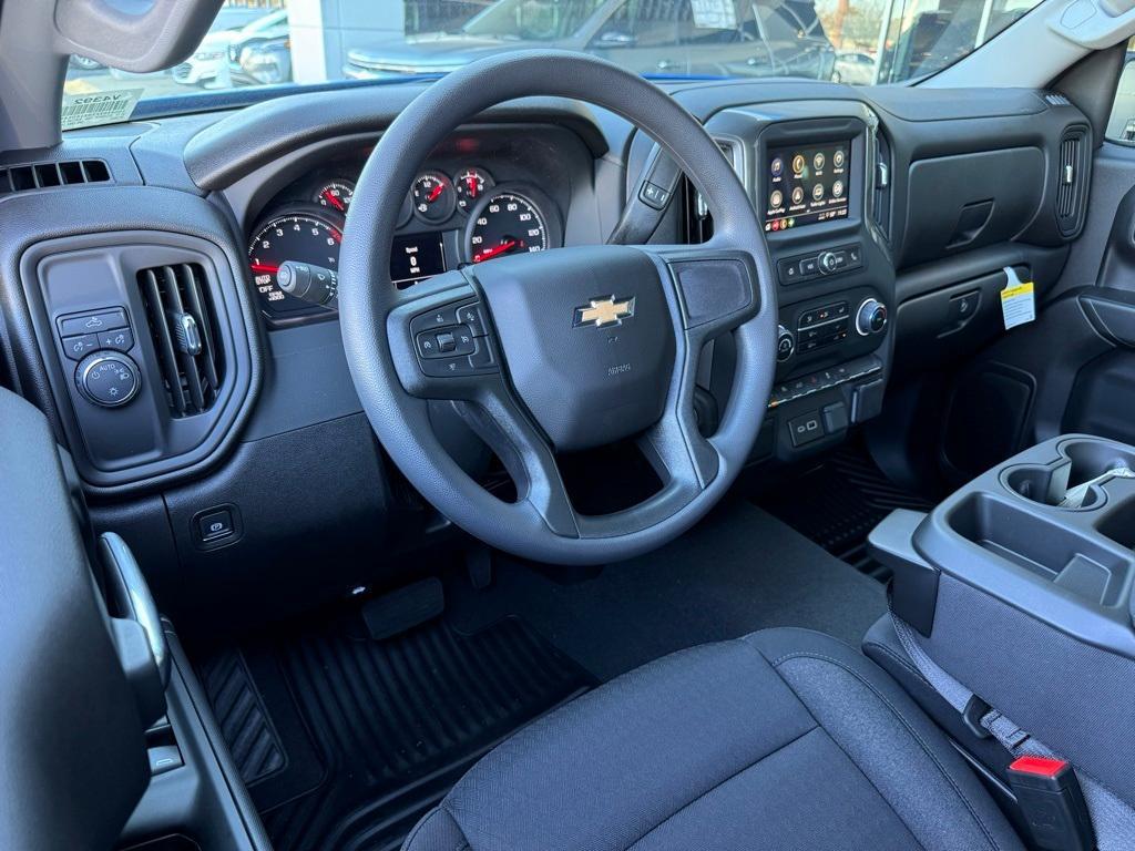 new 2025 Chevrolet Silverado 1500 car, priced at $44,740