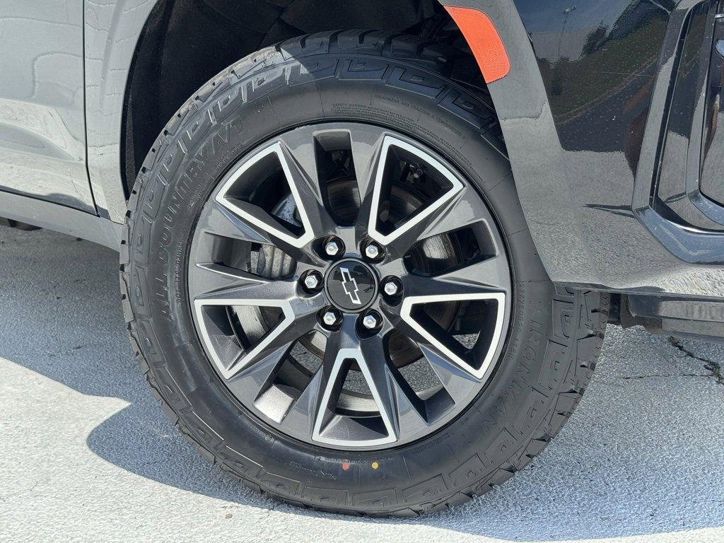 used 2022 Chevrolet Suburban car, priced at $52,992