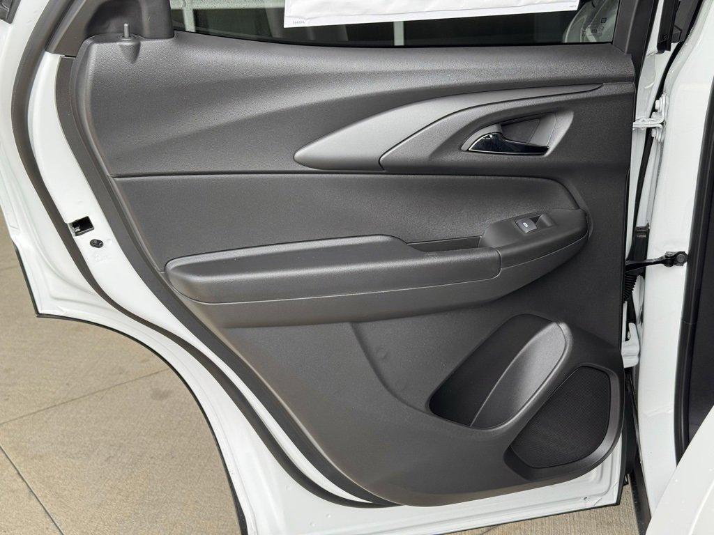 new 2025 Chevrolet TrailBlazer car, priced at $28,575