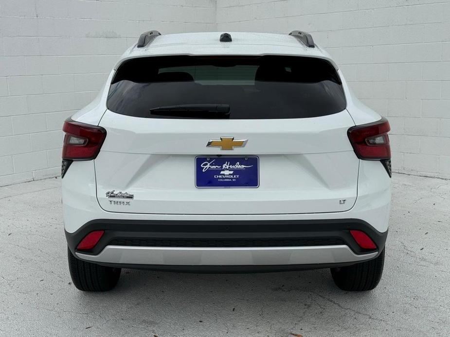 new 2025 Chevrolet Trax car, priced at $24,985