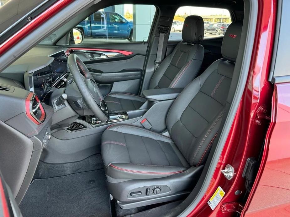 new 2025 Chevrolet TrailBlazer car, priced at $30,585