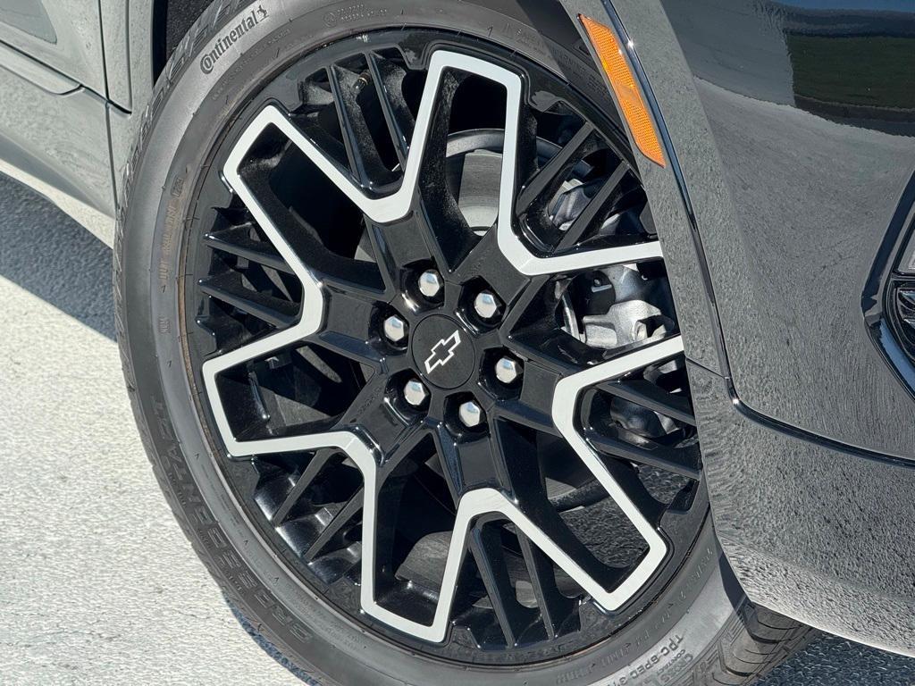 new 2025 Chevrolet Blazer car, priced at $46,910