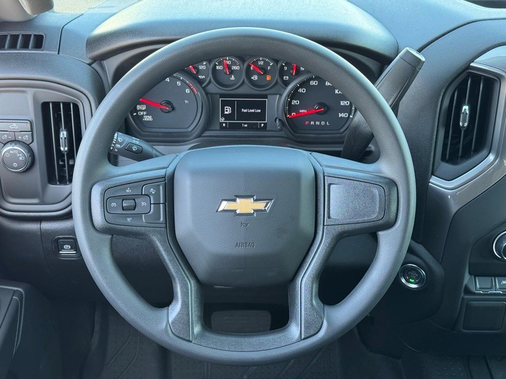 new 2025 Chevrolet Silverado 1500 car, priced at $44,620