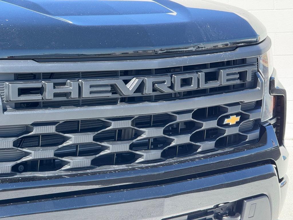 new 2025 Chevrolet Silverado 1500 car, priced at $44,620