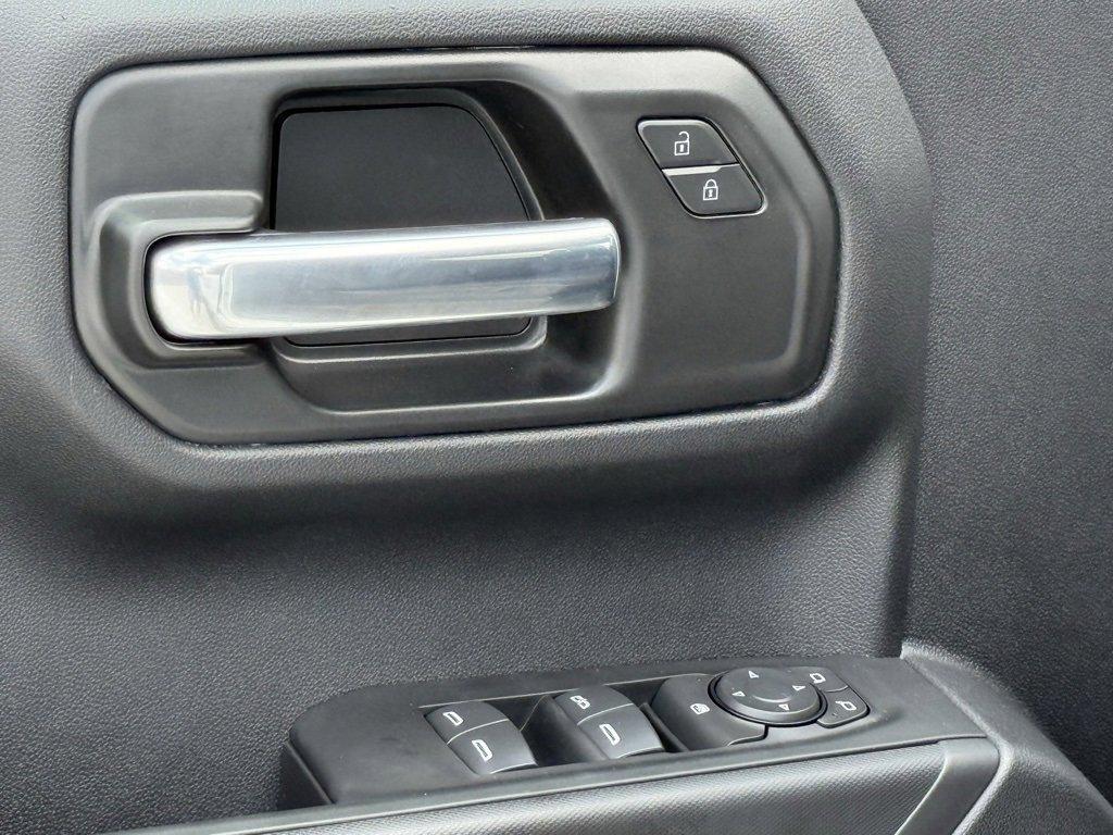 new 2025 Chevrolet Silverado 1500 car, priced at $51,390