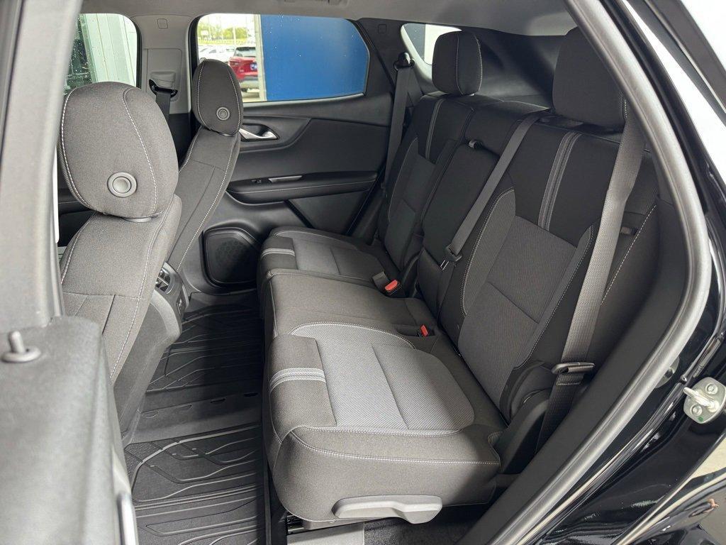 new 2025 Chevrolet Blazer car, priced at $35,285
