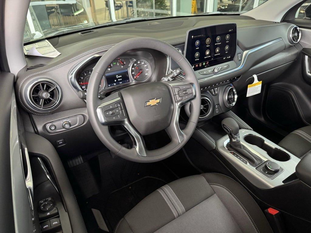 new 2025 Chevrolet Blazer car, priced at $35,285