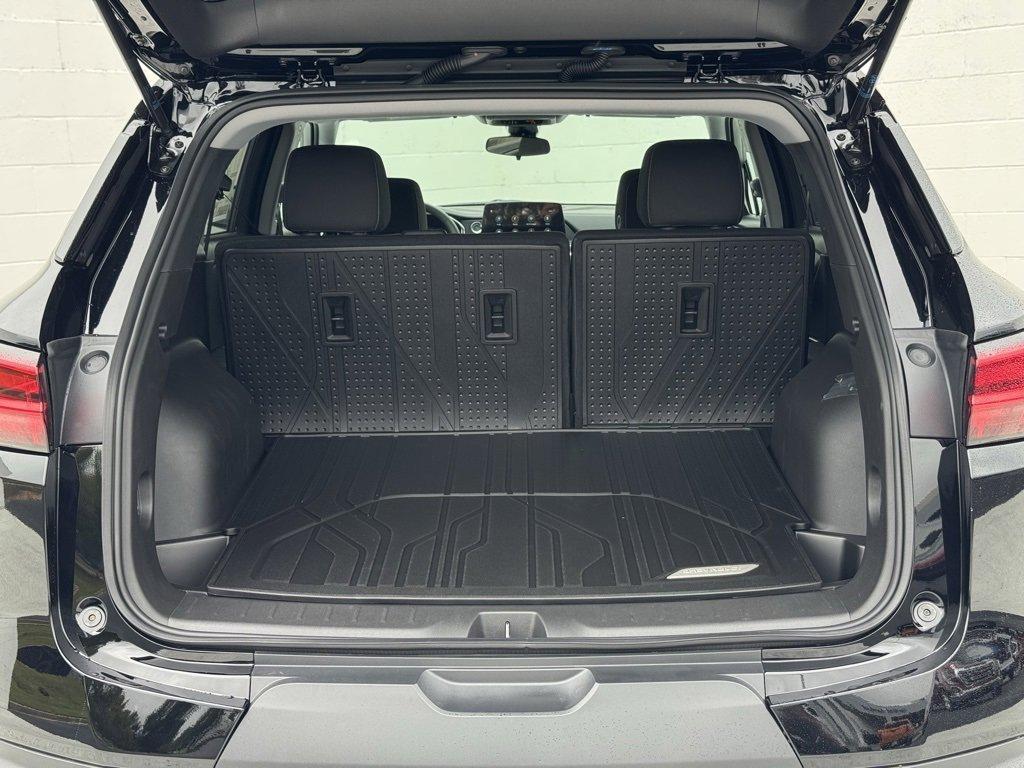 new 2025 Chevrolet Blazer car, priced at $35,285