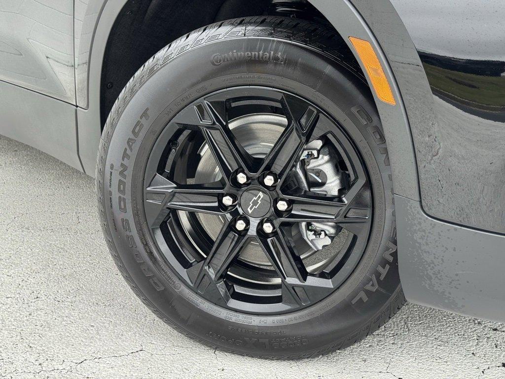 new 2025 Chevrolet Blazer car, priced at $35,285