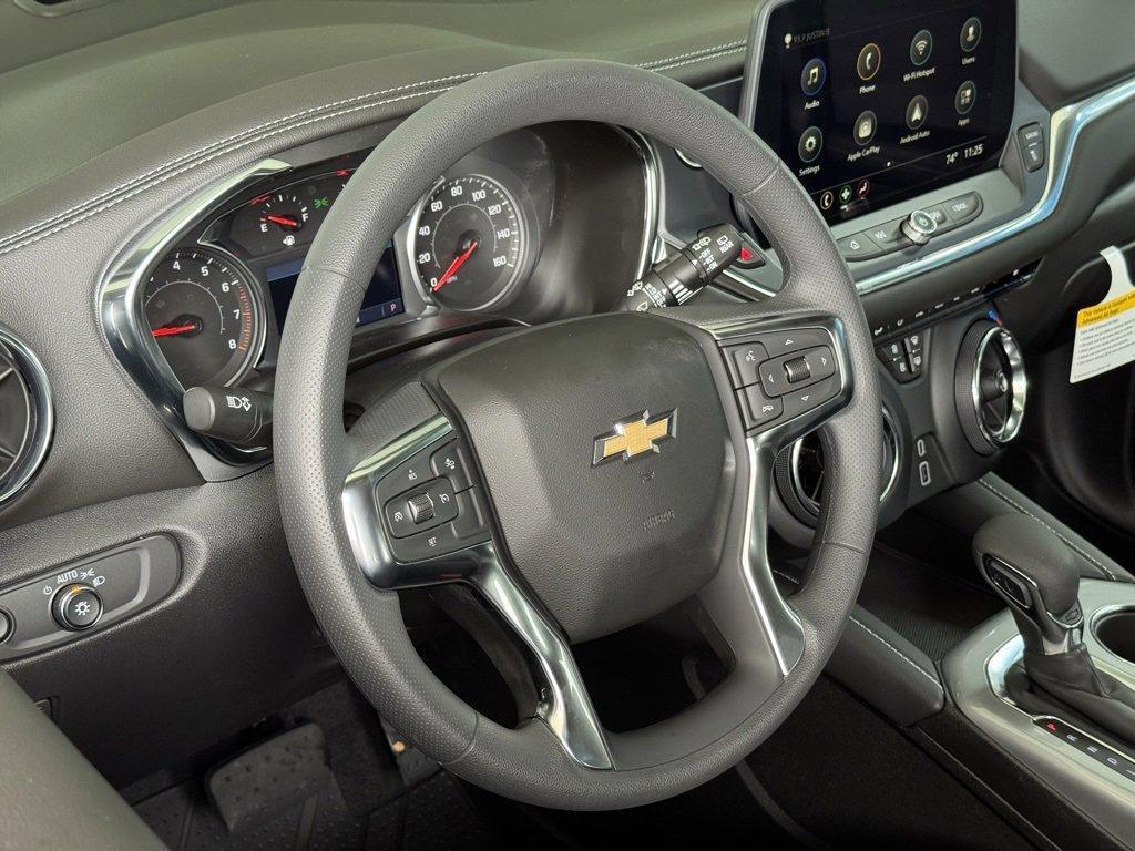 new 2025 Chevrolet Blazer car, priced at $35,285