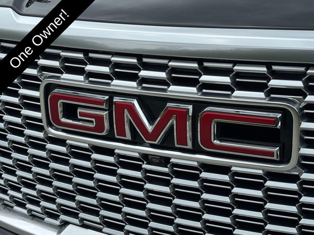 used 2024 GMC Yukon car, priced at $72,977