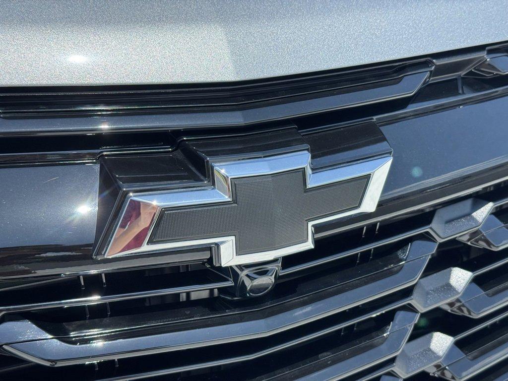 new 2026 Chevrolet Equinox car, priced at $33,340