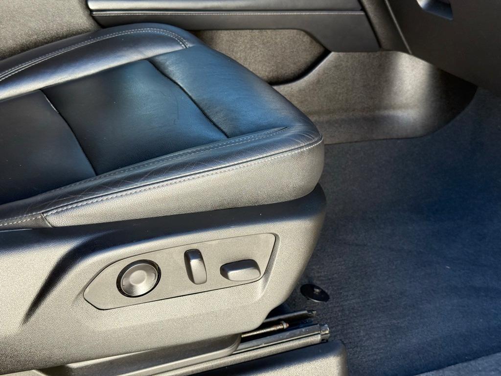 used 2021 Chevrolet Suburban car, priced at $30,169