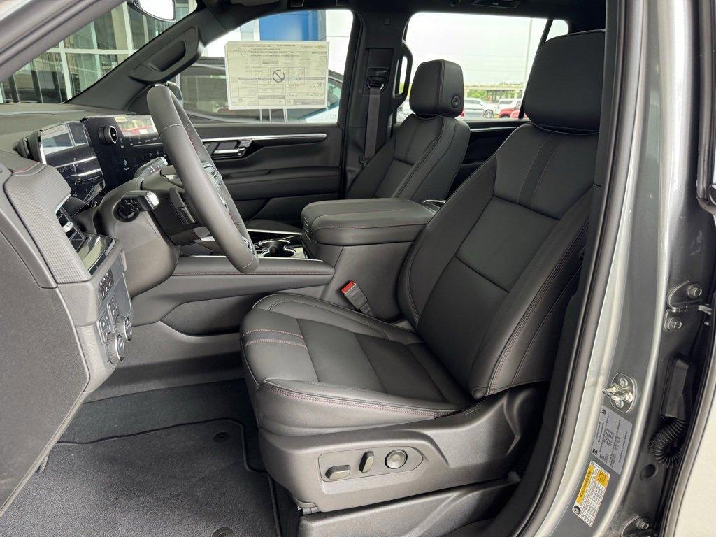 new 2025 Chevrolet Suburban car, priced at $79,325