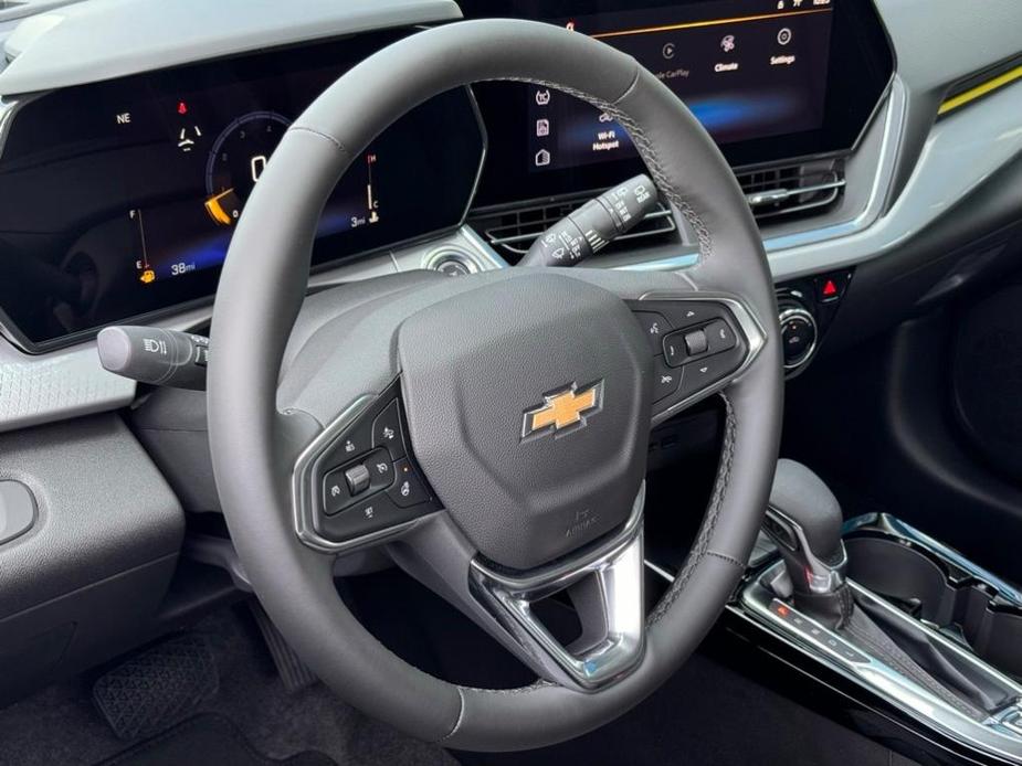 new 2025 Chevrolet Trax car, priced at $24,985