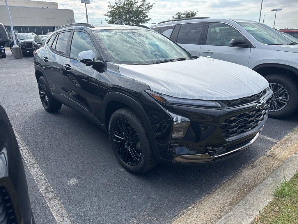 new 2025 Chevrolet Trax car, priced at $26,160