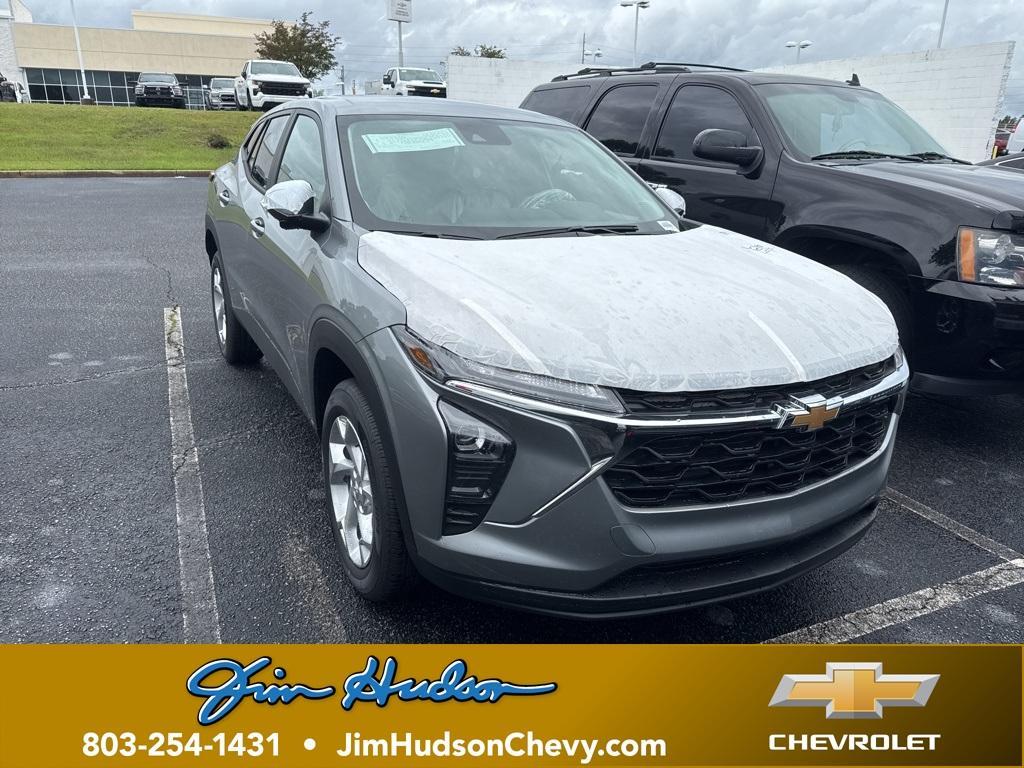 new 2025 Chevrolet Trax car, priced at $23,285
