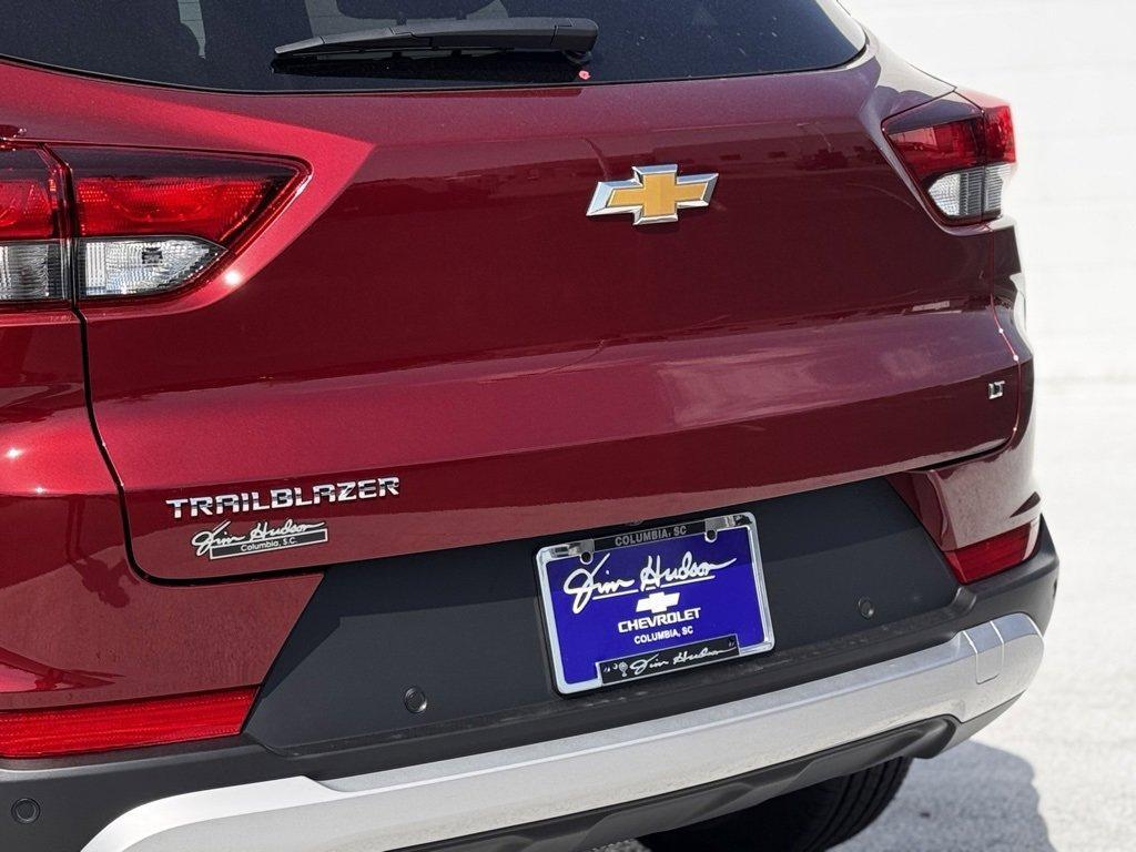 new 2025 Chevrolet TrailBlazer car, priced at $28,120