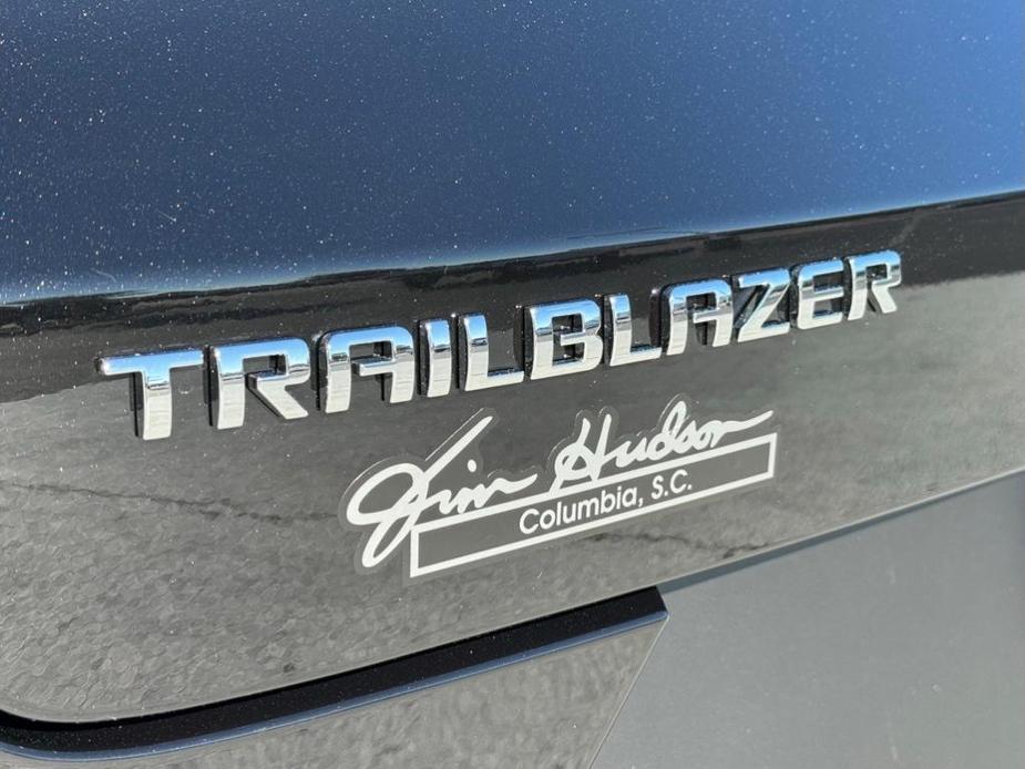 new 2025 Chevrolet TrailBlazer car, priced at $28,475