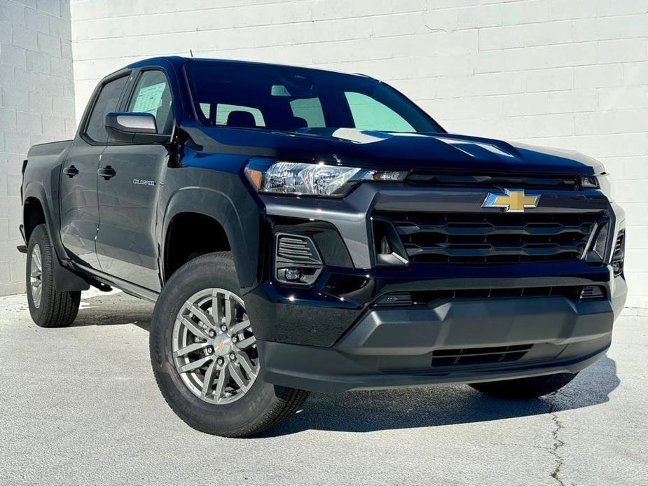 new 2024 Chevrolet Colorado car, priced at $37,515