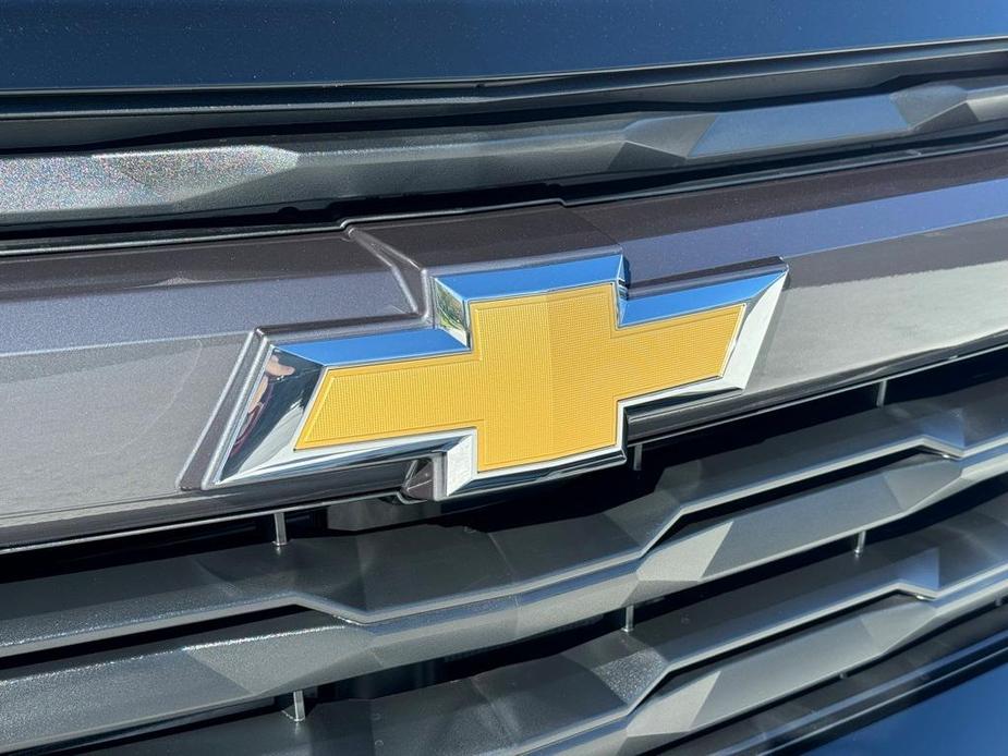 new 2024 Chevrolet Colorado car, priced at $37,515