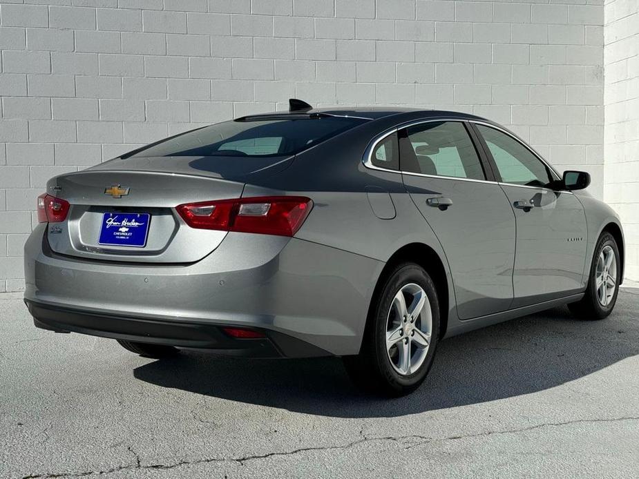 new 2024 Chevrolet Malibu car, priced at $23,445